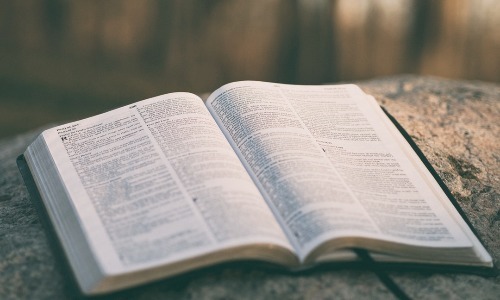 Habit of reading good books helps.